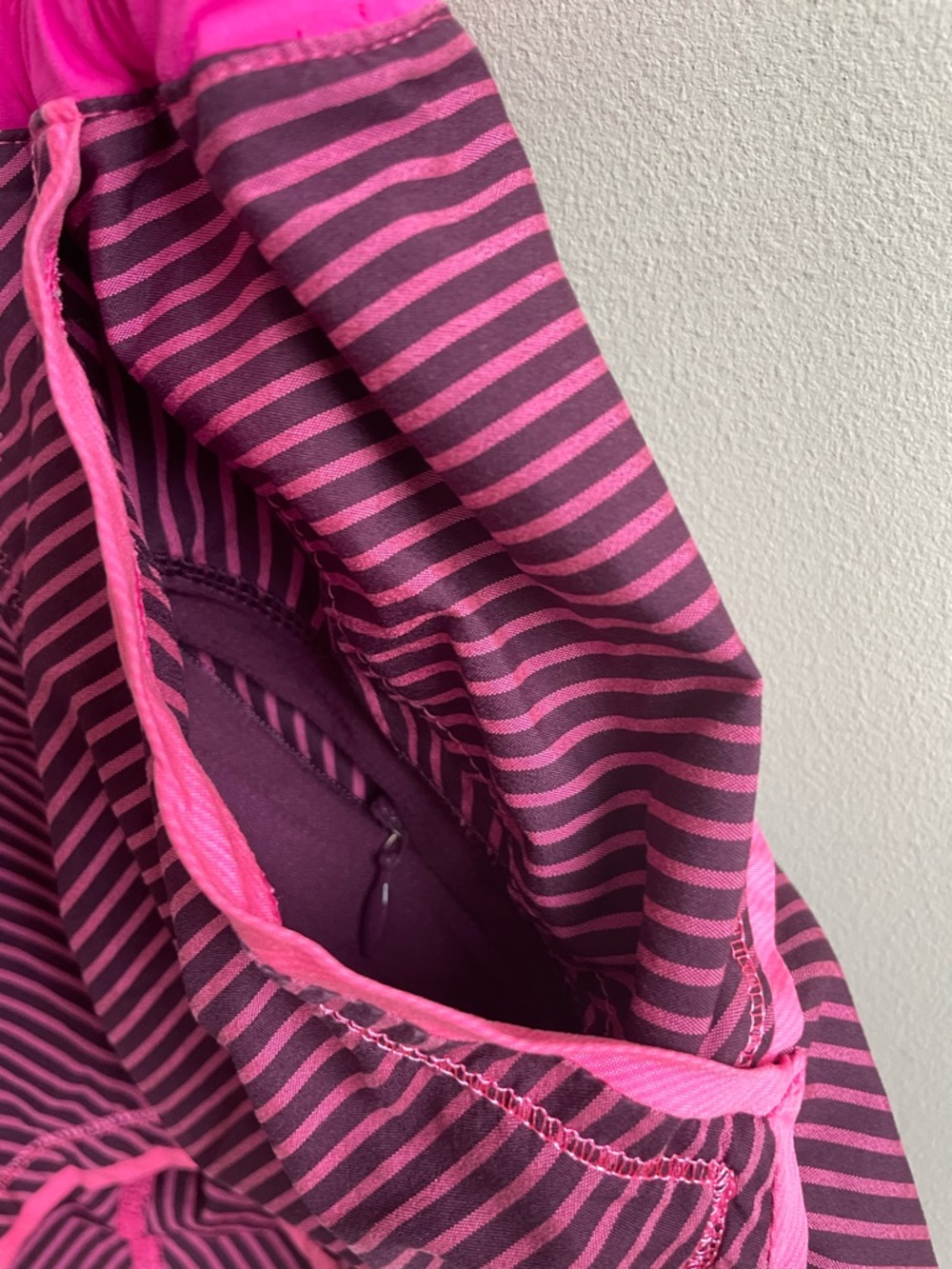 Lululemon Shake & Break Short Hyper Stripe Raspberry Glow Light Pink Purple - Picture 5 of 10